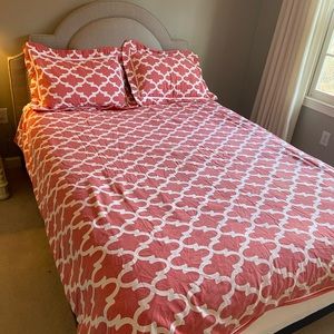 Homemade duvet cover and pillow shams!